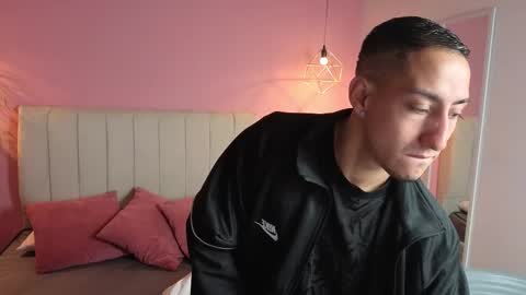 Snapshot of jhan_vassilis chatting on 03.17.26 Jhan online show from 03.17.26