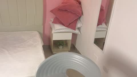 Snapshot of jhan_vassilis chatting on 03.21.26 Jhan online show from 03.21.26