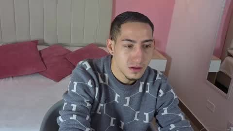 Snapshot of jhan_vassilis chatting on 04.11.26 Jhan online show from 04.11.26