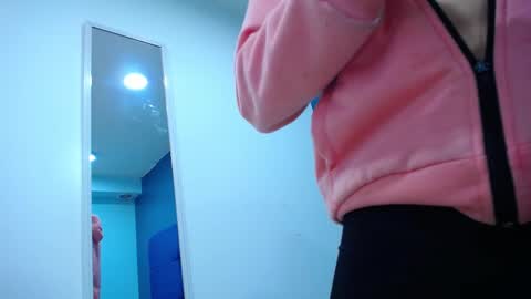 Jheampiero online show from 10.23.25