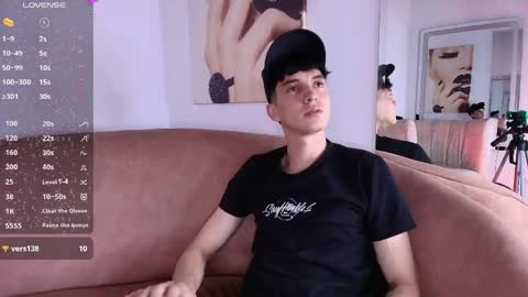 Snapshot of jheampiero chatting on 04.22.26 Jheampiero online show from 04.22.26