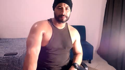 Snapshot of jho173027 chatting on 11.17.25 En moreno online show from 11.17.25