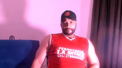 Snapshot of jho173027 chatting on 11.26.25 En moreno online show from 11.26.25