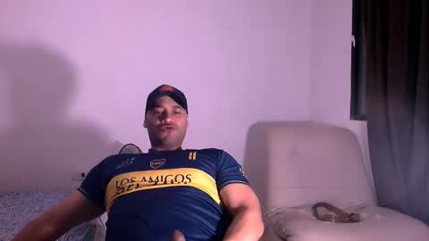 Snapshot of jho173027 chatting on 12.02.25 En moreno online show from 12.02.25