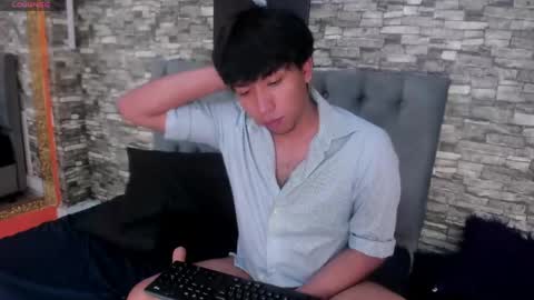 Snapshot of jhoan_evans chatting on 05.21.26 jhoan_evans online show from 05.21.26