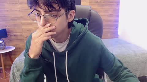 Snapshot of jhoellx chatting on 01.09.25 Jhoel online show from 01.09.25