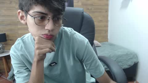 Snapshot of jhoellx chatting on 01.30.25 Jhoel online show from 01.30.25
