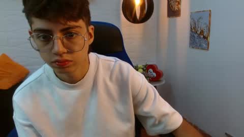 Snapshot of jhoellx chatting on 09.28.25 Jhoel online show from 09.28.25