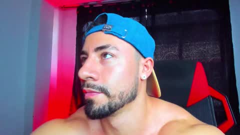 Jhojan Strong  online show from 01.14.26