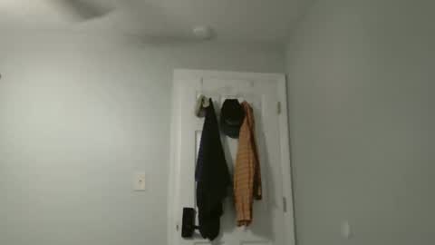 jholls online show from 02.10.25