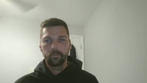 jholls online show from 03.04.25