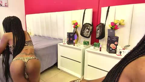 Snapshot of jhon_santana1 chatting on 10.30.25 jhon online show from 10.30.25