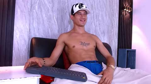 Snapshot of jhonn_rhyss chatting on 02.01.26 Jhon online show from 02.01.26