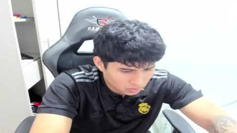 jhonny_dickm online show from 10.13.25