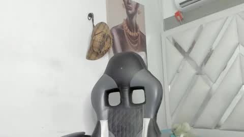 Snapshot of jhonny_flames7 chatting on 12.14.24 jhonny online show from 12.14.24