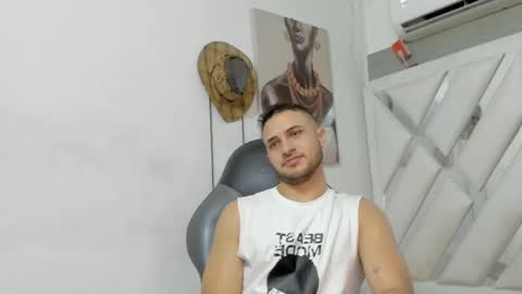 Snapshot of jhonny_flames7 chatting on 01.31.25 jhonny online show from 01.31.25