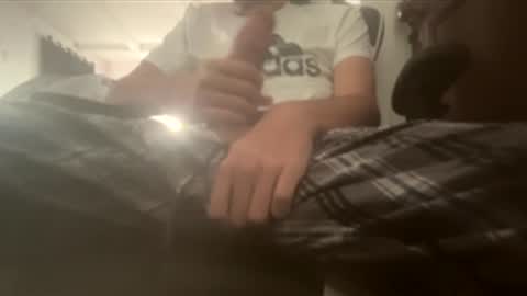 Snapshot of jhonnypapi chatting on 12.01.25 Connor online show from 12.01.25