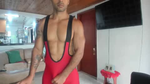 Snapshot of jhonnyxxfitnexx chatting on 12.18.25 jh online show from 12.18.25