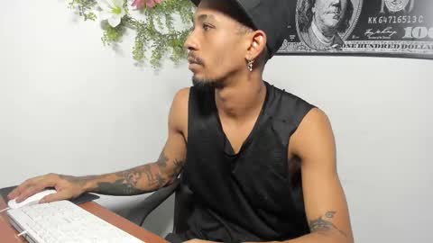 Snapshot of jhonson821 chatting on 11.02.25 jhonson821 online show from 11.02.25