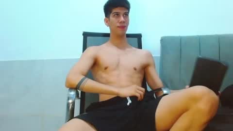 Snapshot of jhony_sex3 chatting on 06.12.26 jhony_sex3 online show from 06.12.26