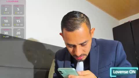 Snapshot of jhonyalzate chatting on 01.09.26 Jhony Alzate online show from 01.09.26