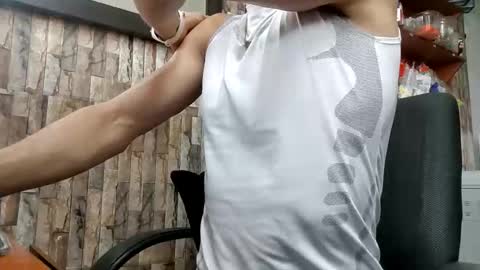 Jhosuamoore  online show from 04.18.26