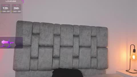 Snapshot of jhotta_foxx chatting on 02.19.26 Jhonatan80 online show from 02.19.26