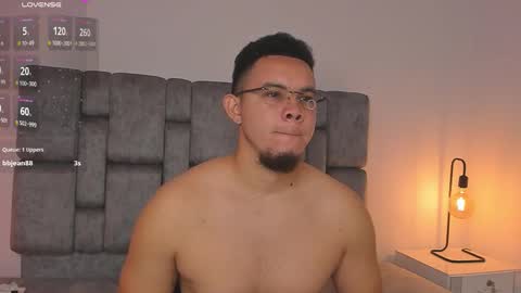 Snapshot of jhotta_foxx chatting on 02.22.26 Jhonatan80 online show from 02.22.26