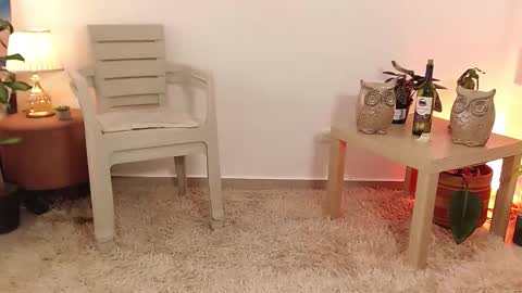 Jhuan Nhez online show from 10.29.25