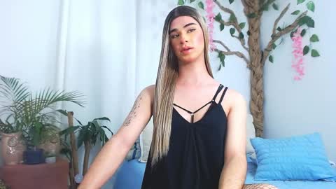 Jhuan Nhez online show from 04.14.26