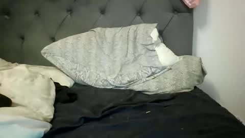 jhyde92 online show from 12.18.25