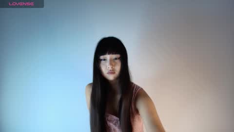 Jiyen online show from 10.26.25