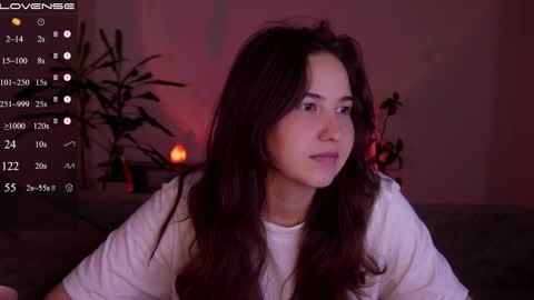 jia_lisaa online show from 10.17.25