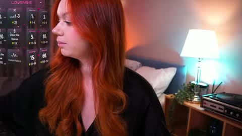 Snapshot of jiaalisaa chatting on 01.12.25 Lisa I would really appreciate it if you could help me achieve 88 thumbs up favorite patterns 38457588 online show from 01.12.25