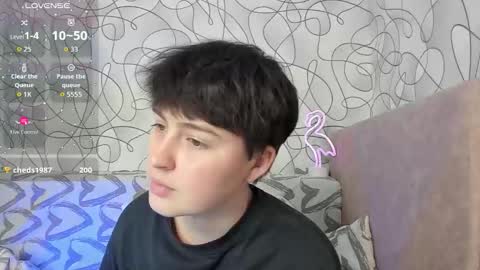 Snapshot of jididis chatting on 11.19.25 jididis online show from 11.19.25