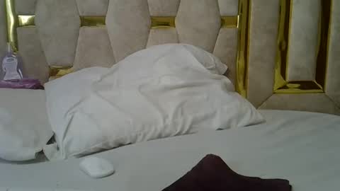 Snapshot of jilly_venus chatting on 11.18.25 Jill online show from 11.18.25