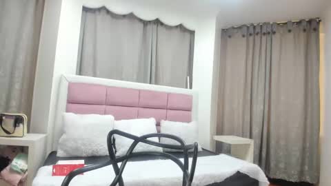 Jimena  online show from 10.03.25