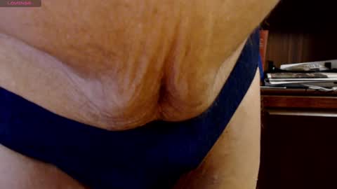 Snapshot of jimikb chatting on 12.08.24 Jim online show from 12.08.24