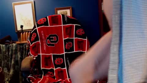 Snapshot of jimikb chatting on 01.29.25 Jim online show from 01.29.25