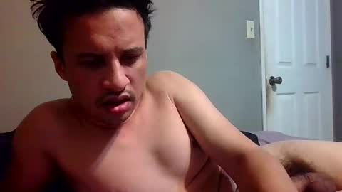 Snapshot of jimmac98 chatting on 01.08.25 james online show from 01.08.25