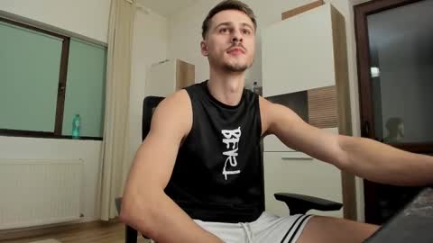 Snapshot of jimmys_style chatting on 11.01.25 AlphaJimmy online show from 11.01.25