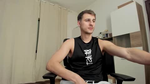 Snapshot of jimmys_style chatting on 11.07.25 AlphaJimmy online show from 11.07.25