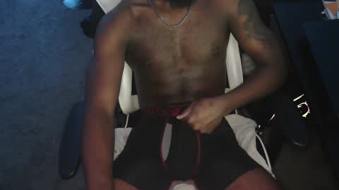 Snapshot of jinxbear1 chatting on 12.21.24 Jinxbear1 online show from 12.21.24