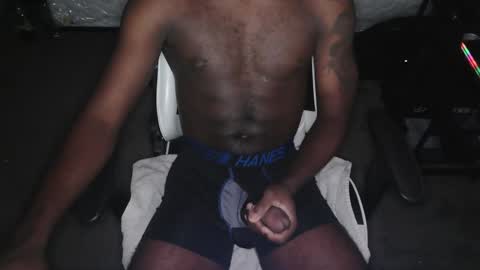 Snapshot of jinxbear1 chatting on 12.27.24 Jinxbear1 online show from 12.27.24