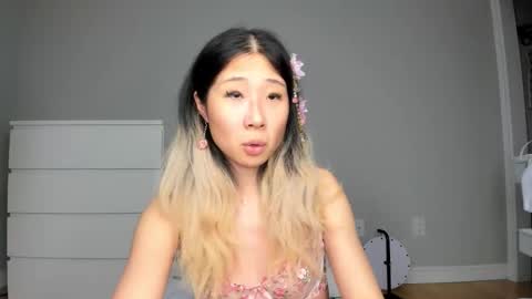 Jiwoo online show from 03.13.26