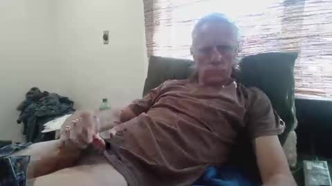 jizzmitten5 online show from 02.26.26