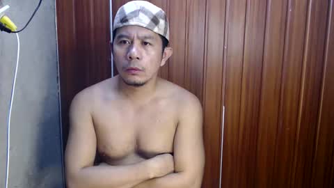 jjboy74472 online show from 10.17.25