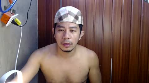 jjboy74472 online show from 10.19.25