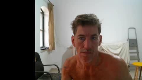 Snapshot of jlmbud chatting on 03.01.25 jlmbud online show from 03.01.25