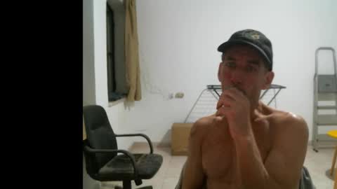 Snapshot of jlmbud chatting on 03.11.25 jlmbud online show from 03.11.25